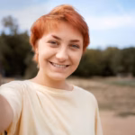 selfie-portrait-videocall_23-2149186108